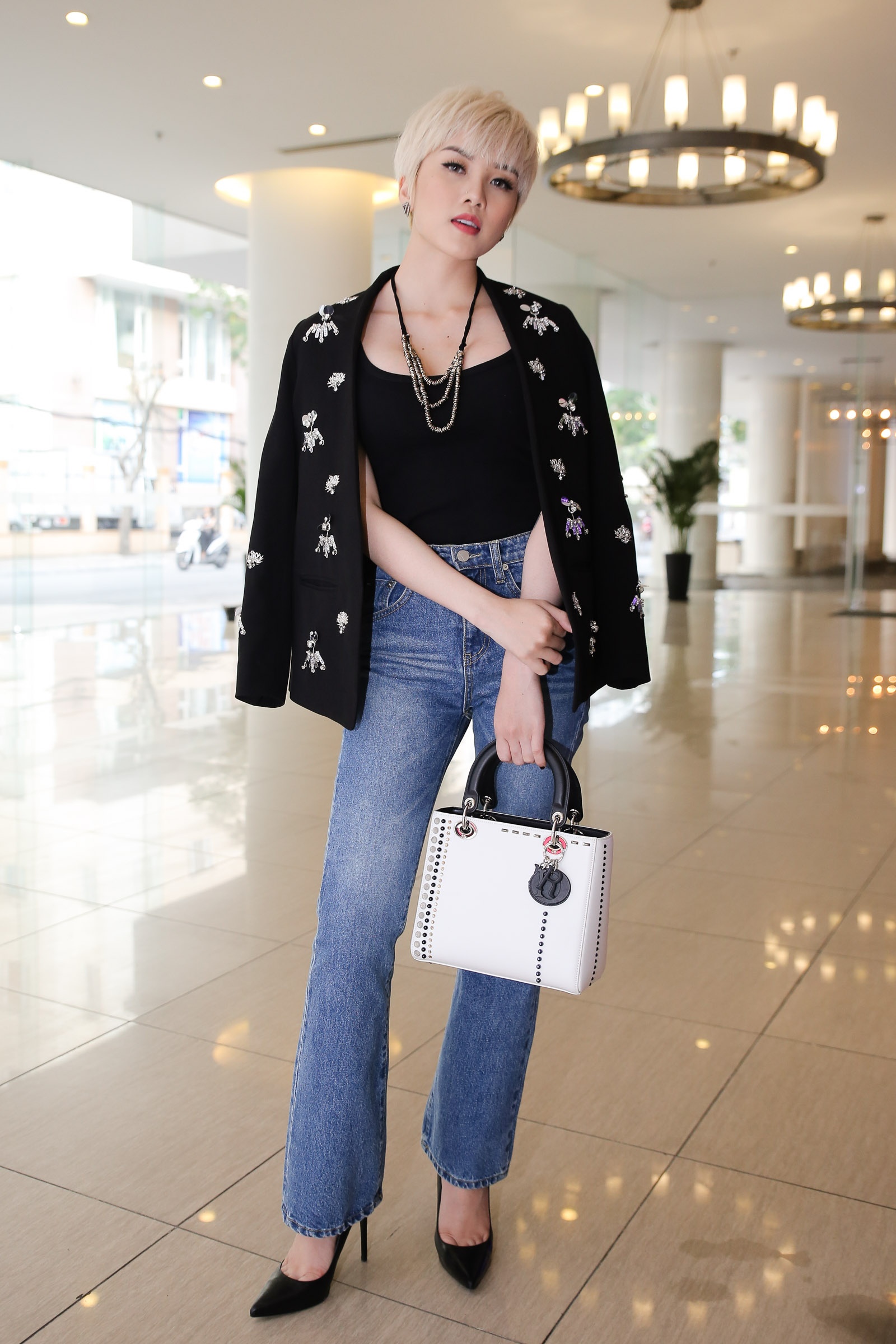 MV mới của Thiều Bảo Trang ảnh 3 MV moi cua Thieu Bao Trang anh 3