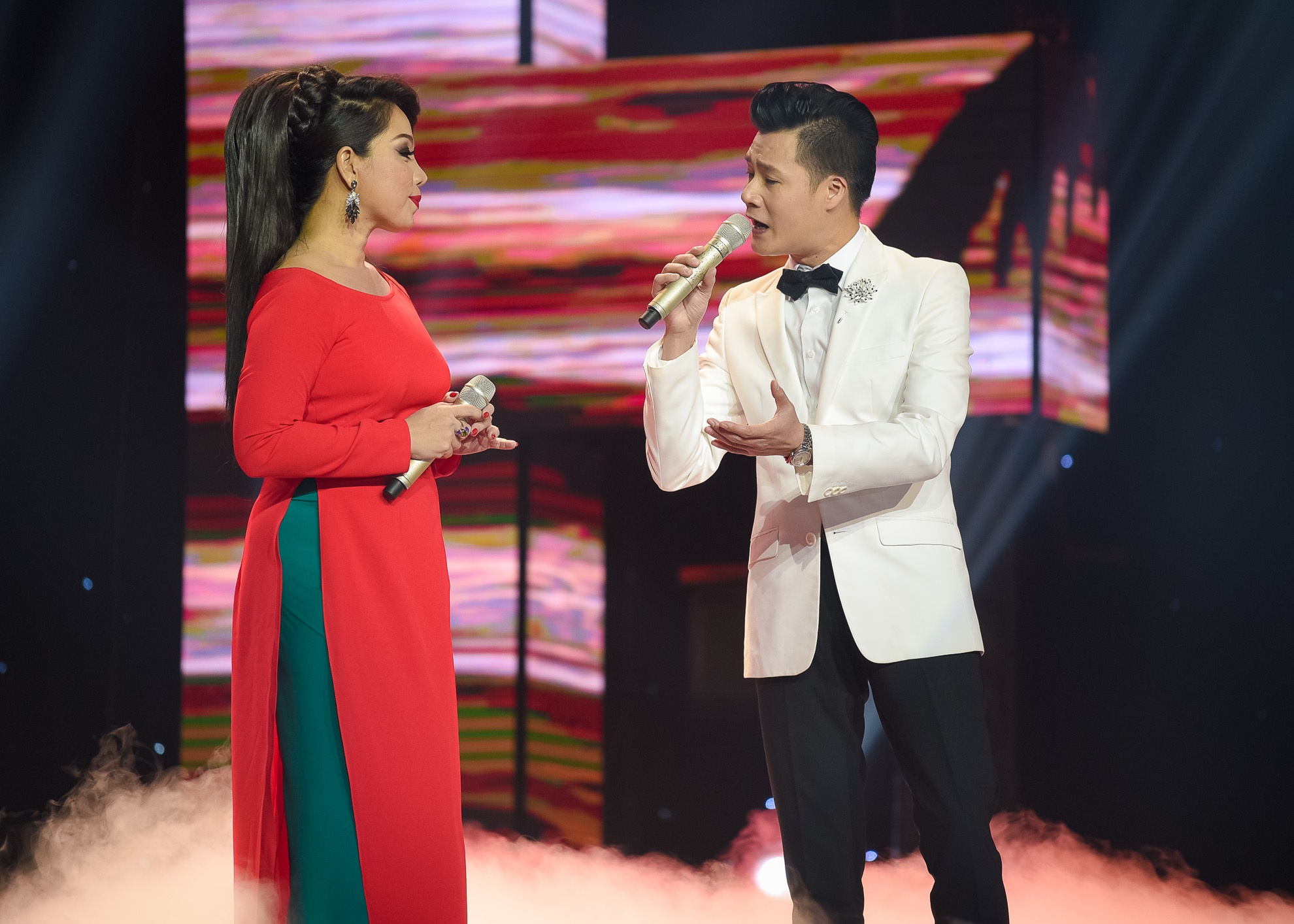 Trung Quang song ca Phương Mỹ Chi ảnh 18 Trung Quang song ca Phuong My Chi anh 18