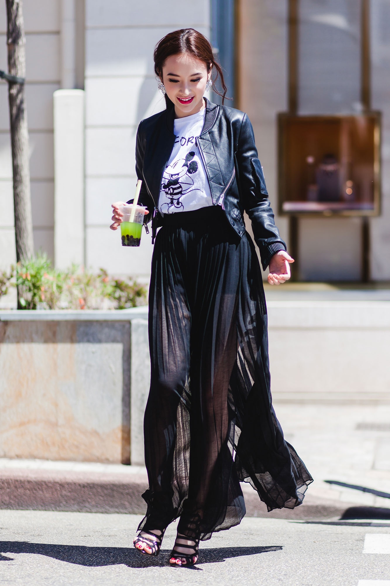 Angela Phuong Trinh o Phap anh 4