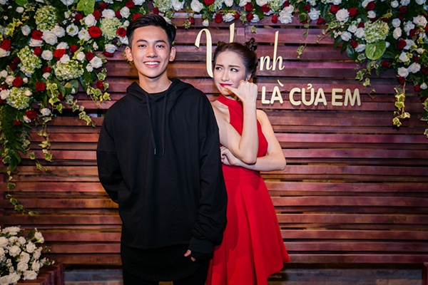 Hoa Minzy bat khoc xin loi bo me anh 6