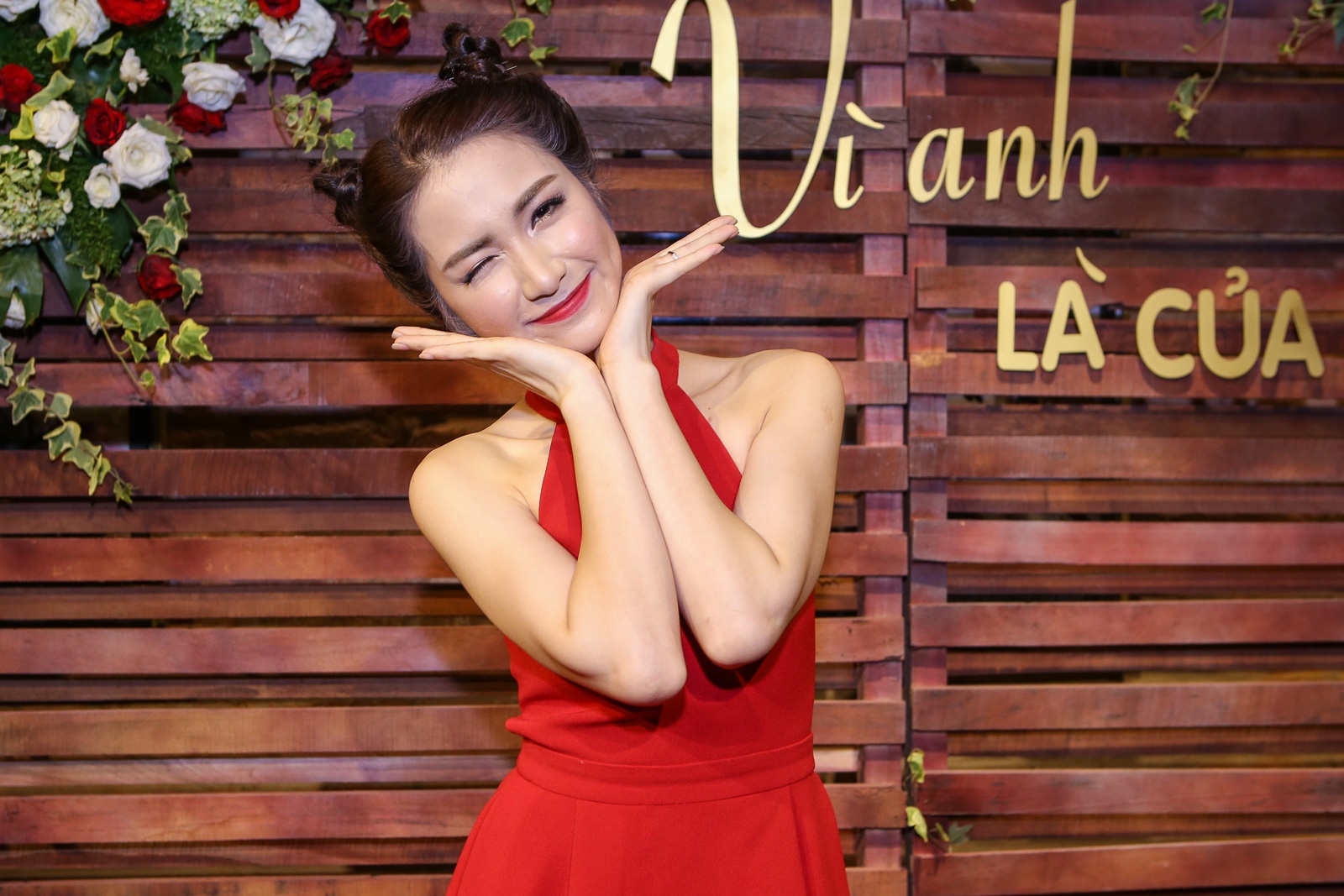 Hoa Minzy bat khoc xin loi bo me anh 5