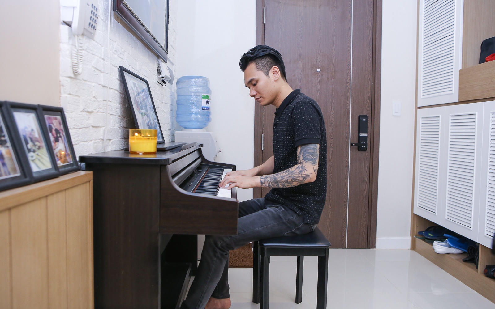 Nha moi cua Khac Viet anh 5