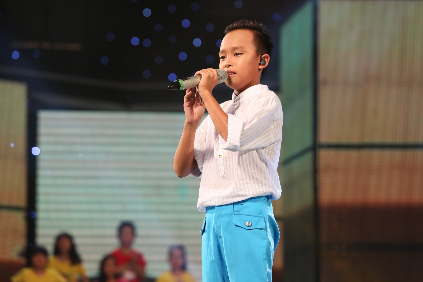 Live show 2 Vietnam Idol Kids anh 1