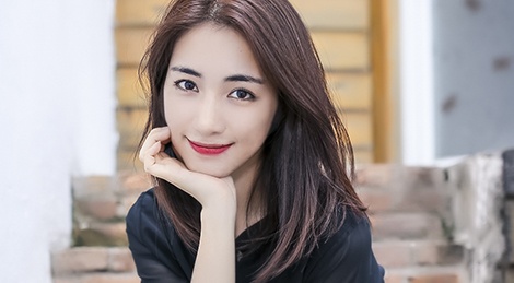 Hoa Minzy: 'Yeu xa, chi can mot cuoc goi nho cung vui' hinh anh