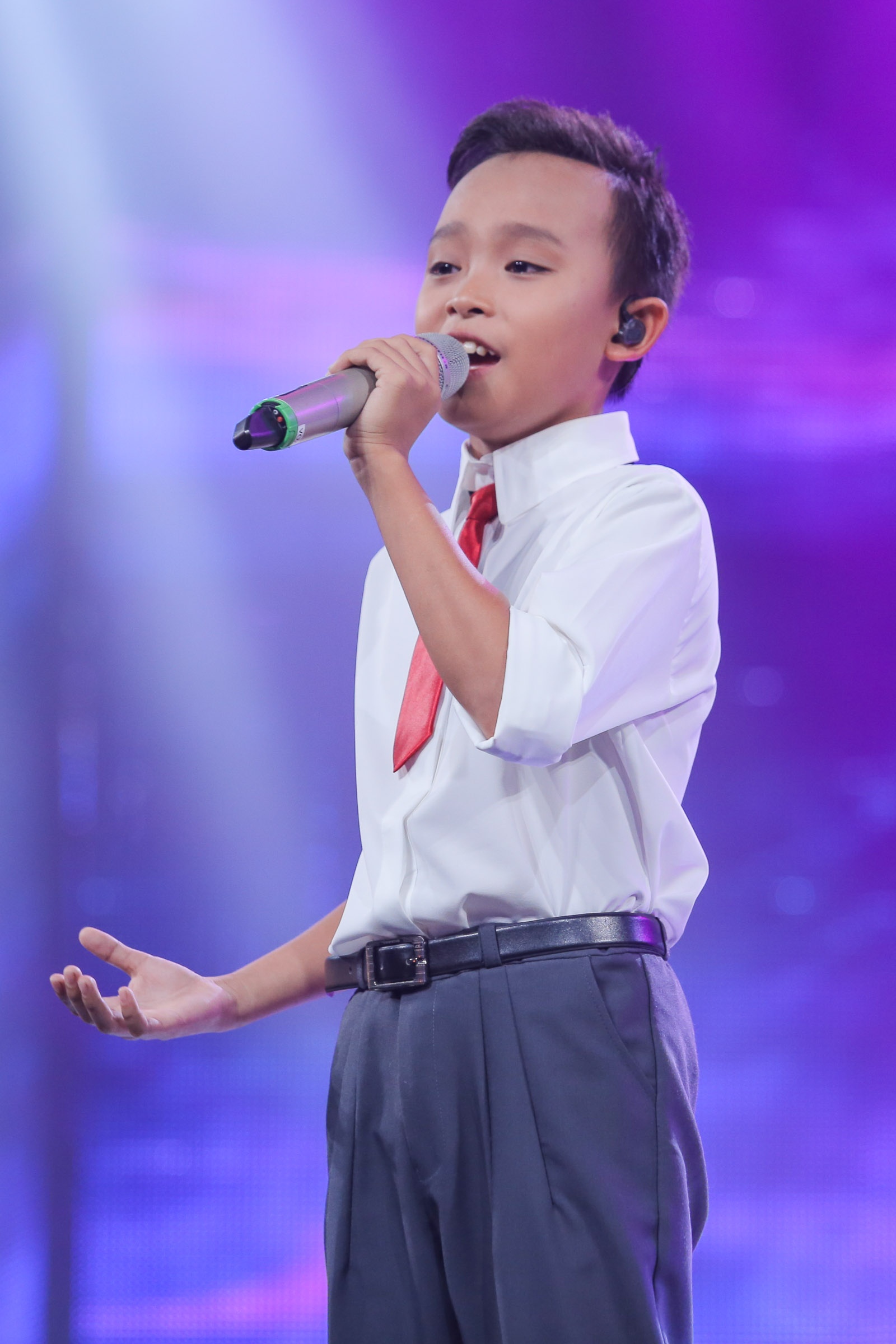 Ho Van Cuong tai Vietnam Idol Kids anh 2