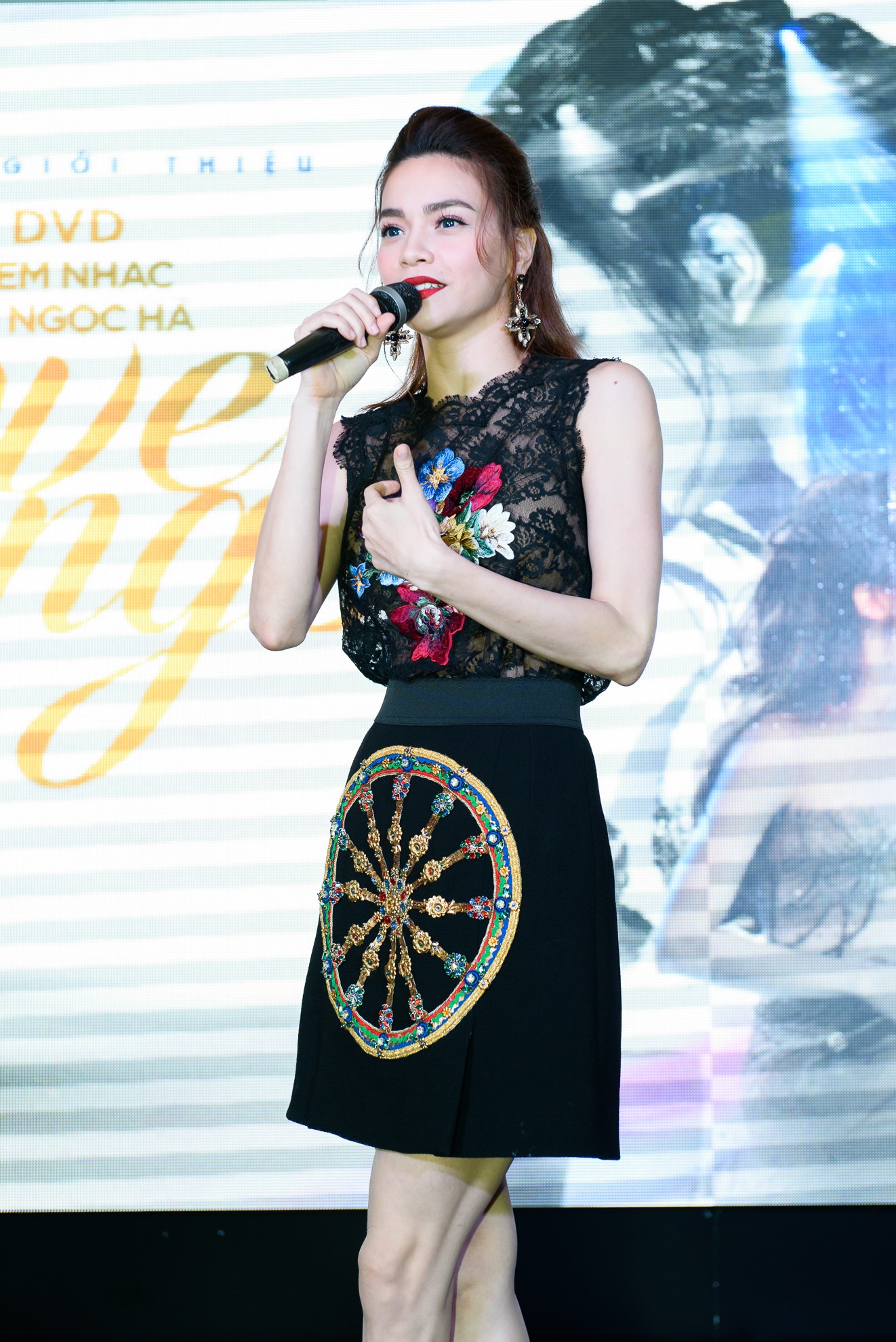 Ho Ngoc Ha va team The Face anh 9