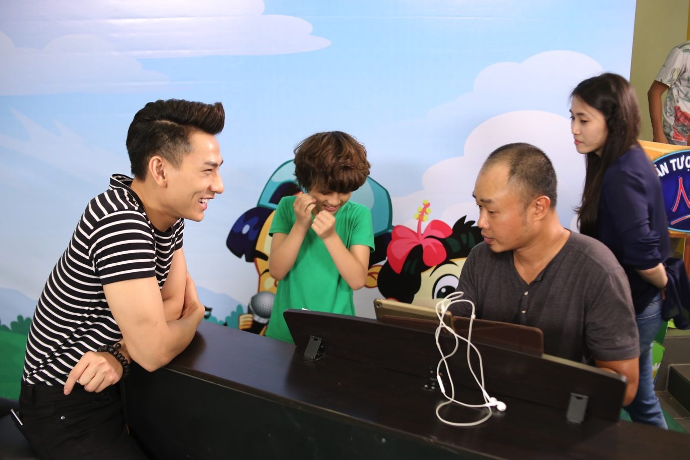 giam khao Vietnam Idol Kids huong dan thi sinh anh 6