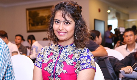 Anandi cua Co dau 8 tuoi do mat khi duoc hoi ve dan ong Viet hinh anh