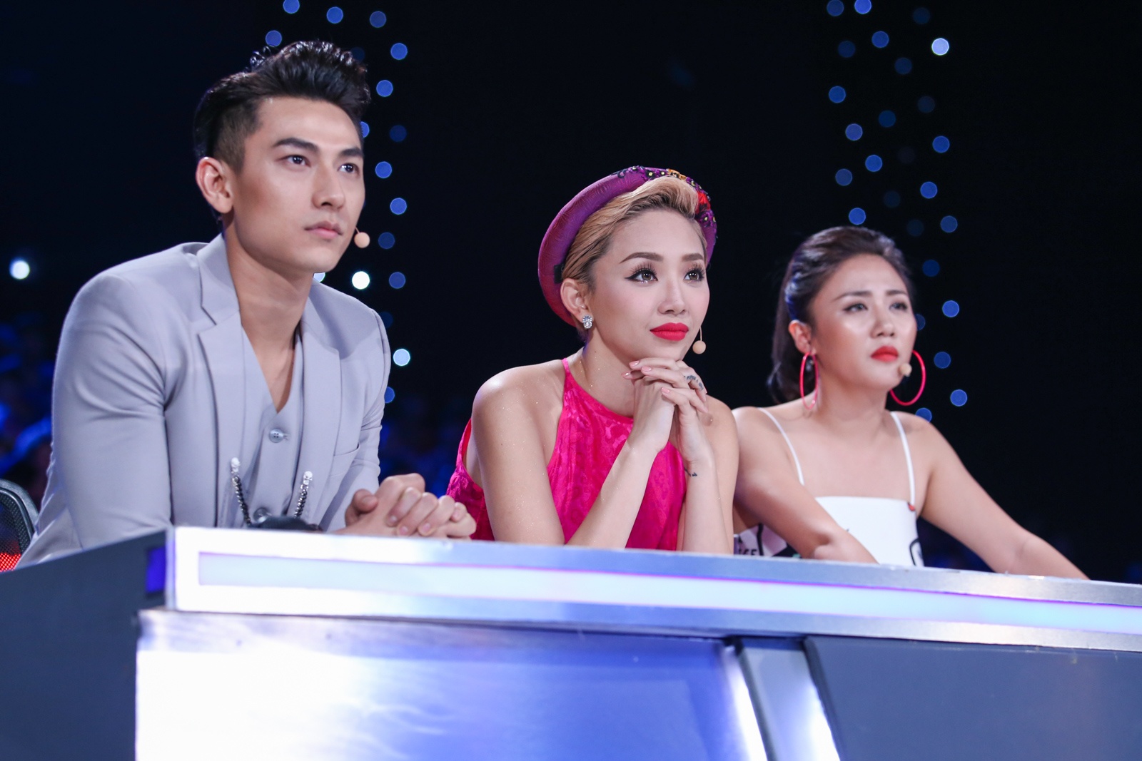 Hồ Văn Cường gặp sự cố hụt hơi ảnh 2 Ho Van Cuong gap su co hut hoi anh 2