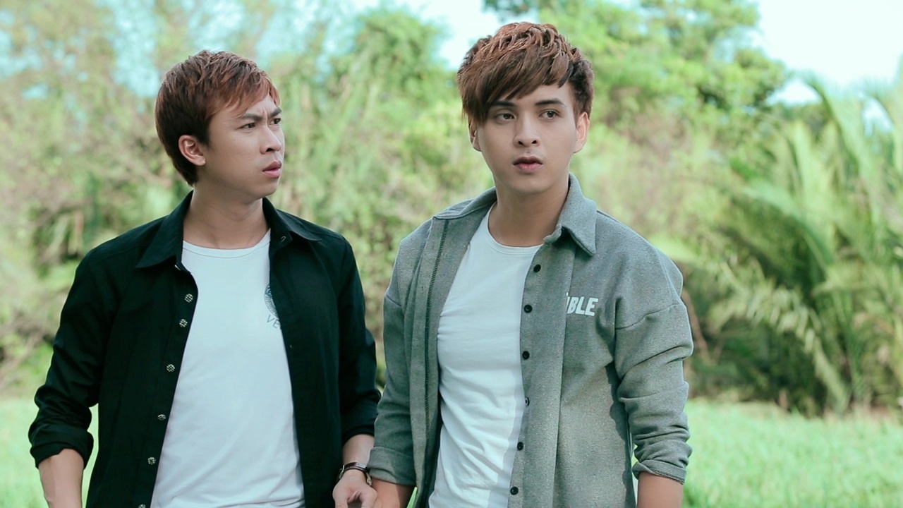 Hồ Việt Trung mắc bệnh thoái hóa cột sống ảnh 2 Ho Viet Trung mac benh thoai hoa cot song anh 2