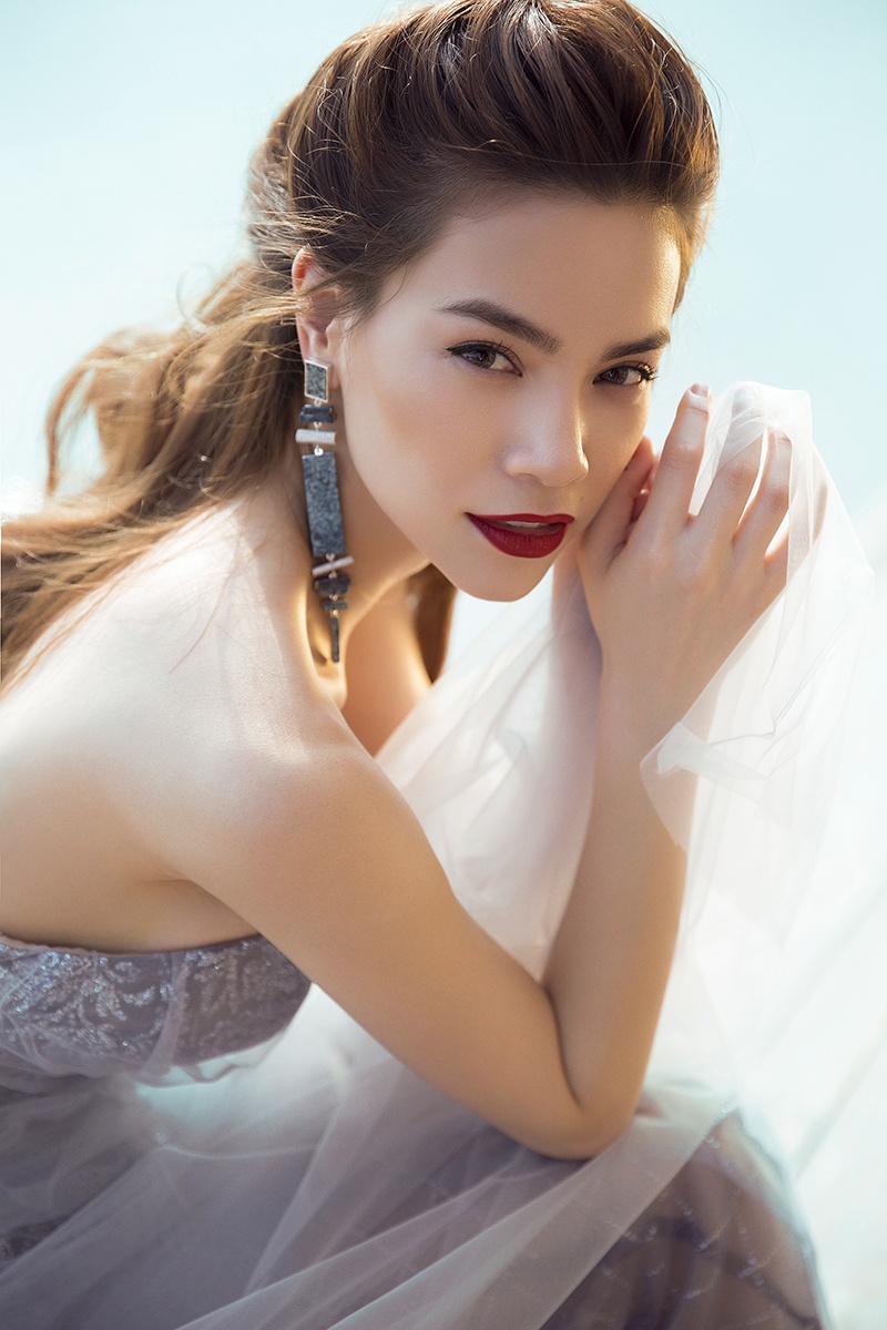 Ho Ngoc Ha khoe net dep man ma anh 1