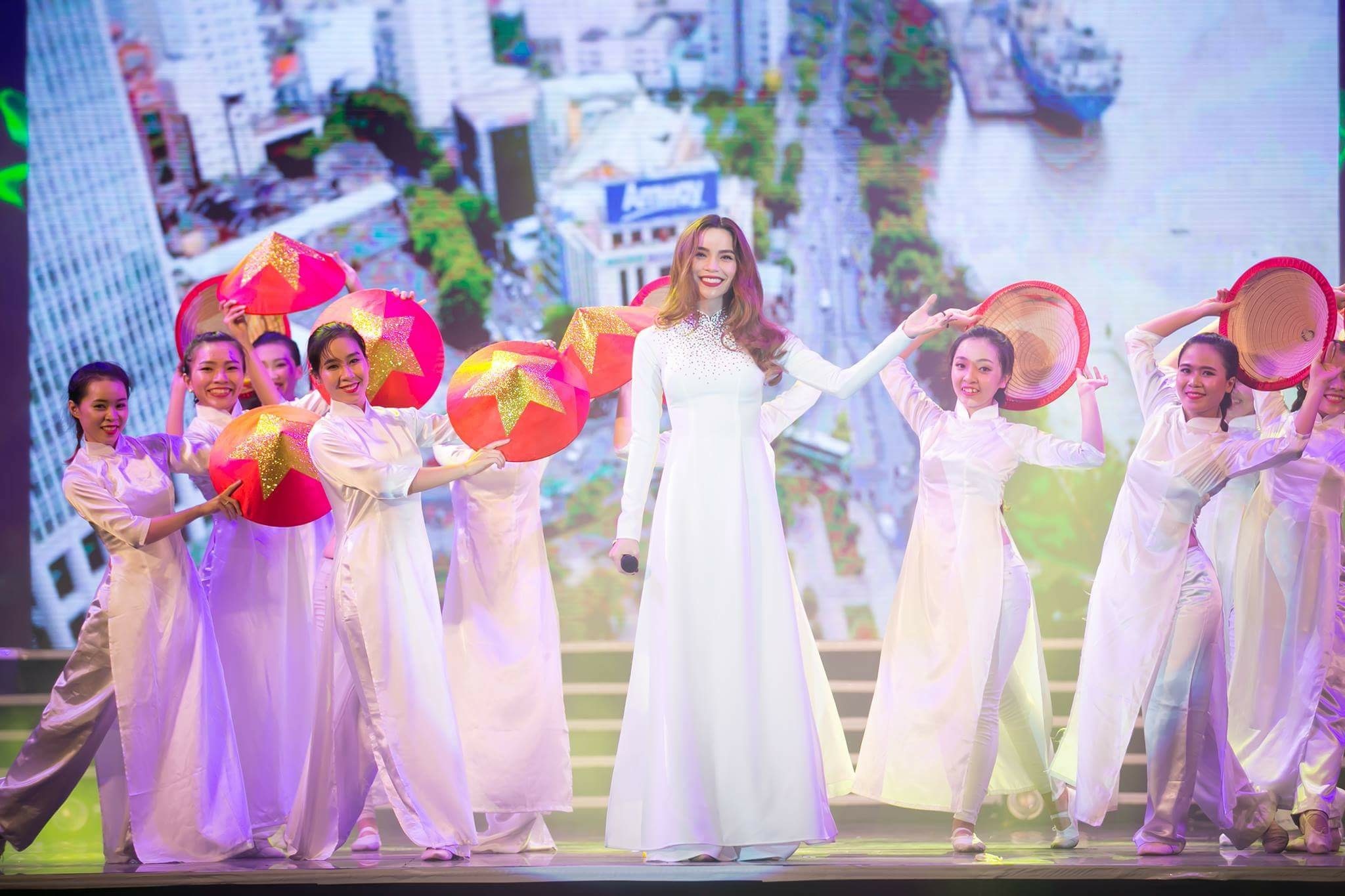 Ho Ngoc Ha cover Anh cu di di anh 7