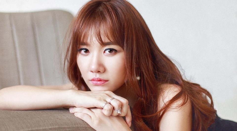 Hari Won len tieng khi bi che trach chi mang 300 USD di My hinh anh