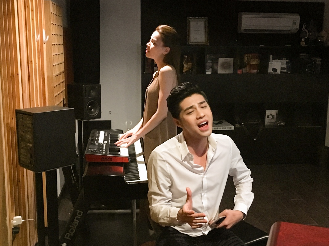 Hồ Ngọc Hà tập kết hợp Tuấn Ngọc ảnh 2 Ho Ngoc Ha tap ket hop Tuan Ngoc anh 2