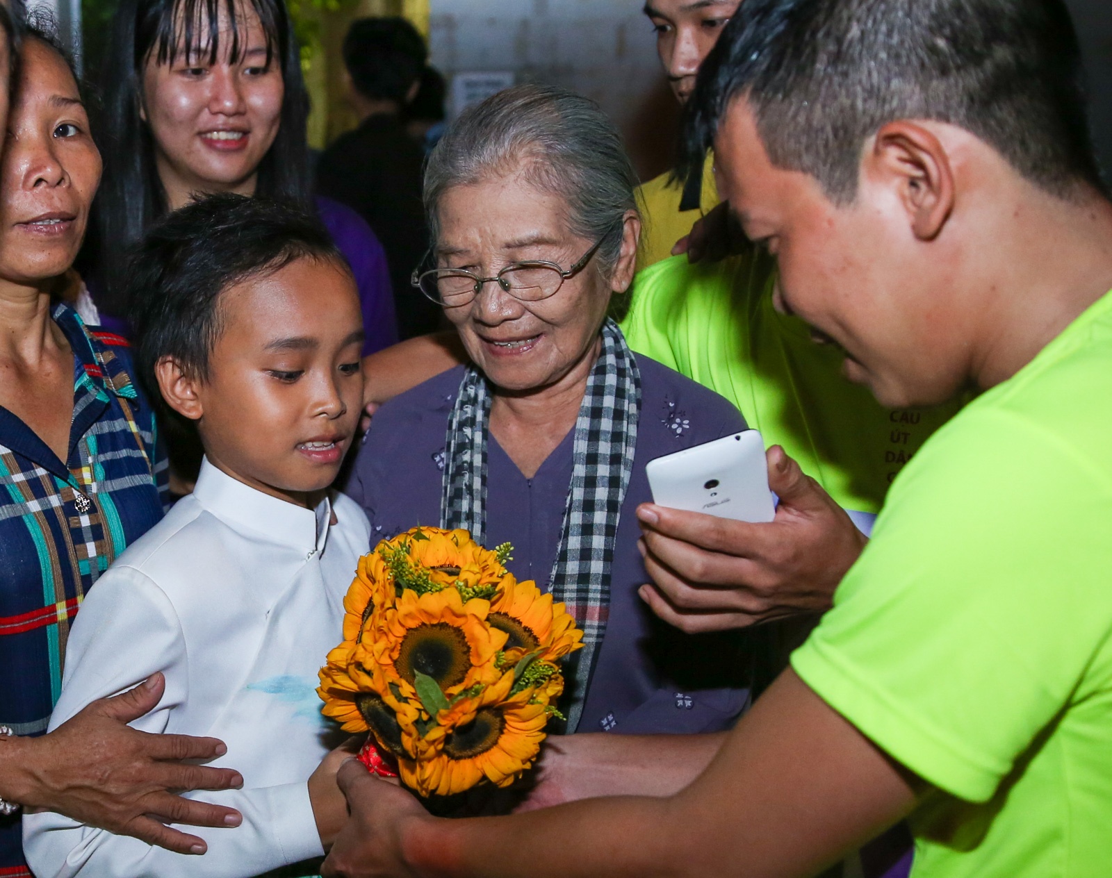 Ho Van Cuong quan quan Vietnam Idol Kids anh 4