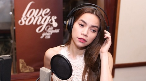 Ha Ho hat nhac Tien Cookie, Vuong Anh Tu trong album moi hinh anh