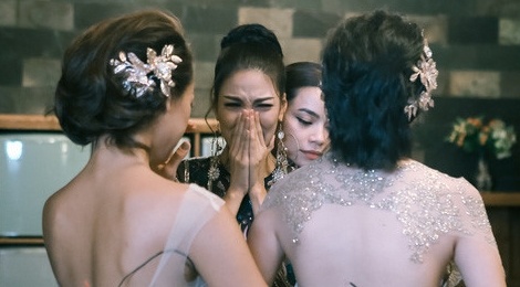 Lan Khue: 'Khoc vi qua buc xuc ve ket qua The Face' hinh anh