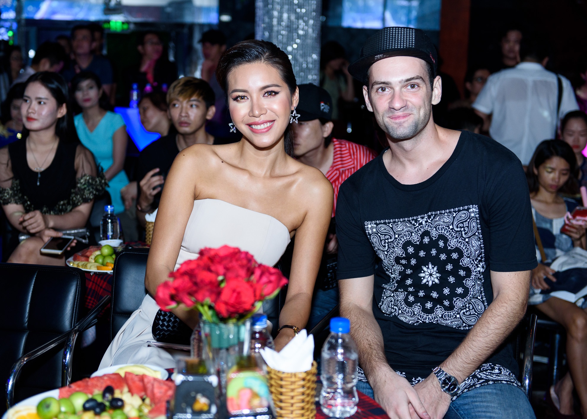 MV chu de dong tinh cua Dam Vinh Hung anh 7