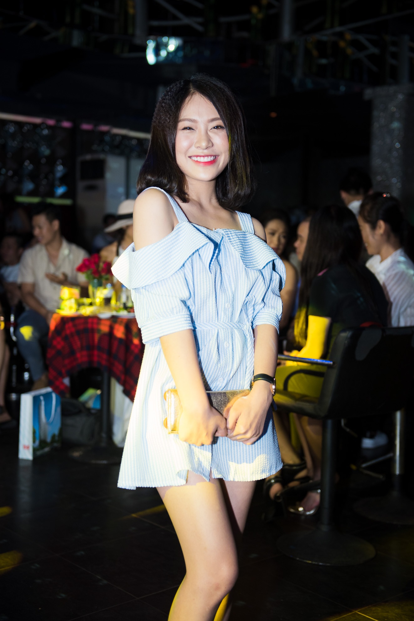 MV chu de dong tinh cua Dam Vinh Hung anh 8