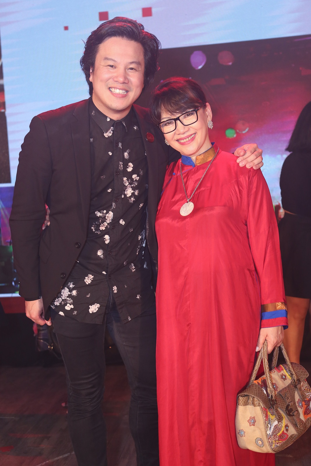 Vo Thanh Bui mang thai song sinh anh 9