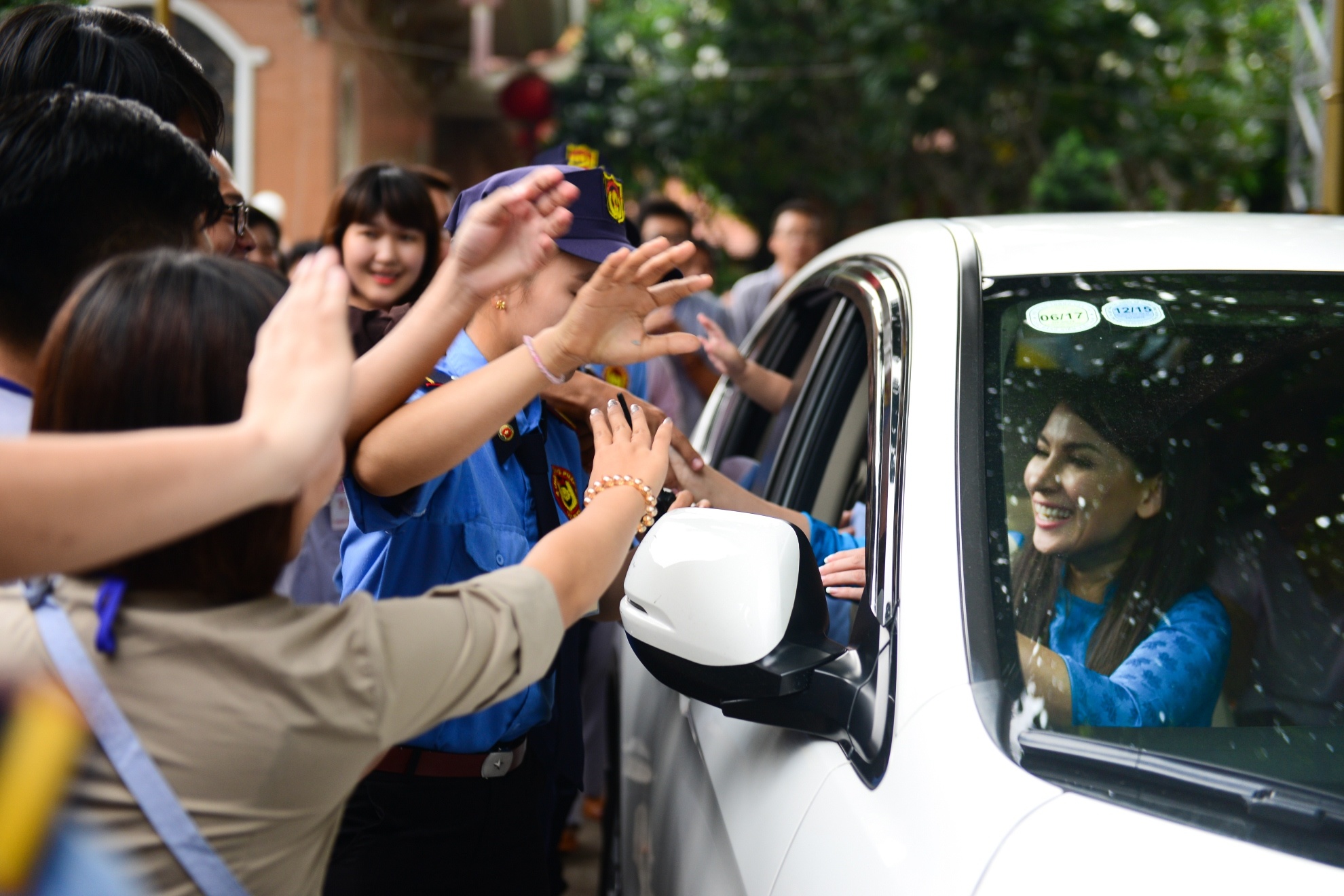 Ho Van Cuong di dien anh 9