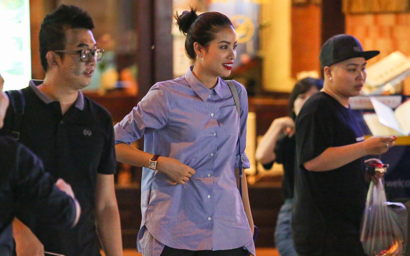 Pham Huong,  paparazzi,  The Face anh 7