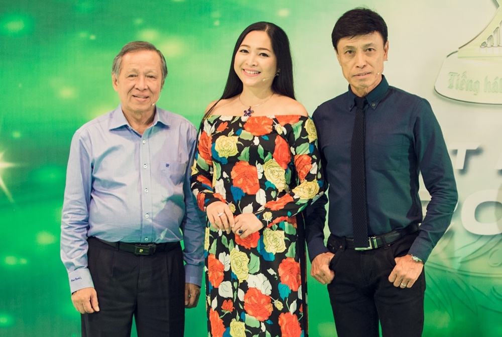 Tuấn Ngọc làm giám khảo Tiếng hát mãi xanh ảnh 2 Tuan Ngoc lam giam khao Tieng hat mai xanh anh 2