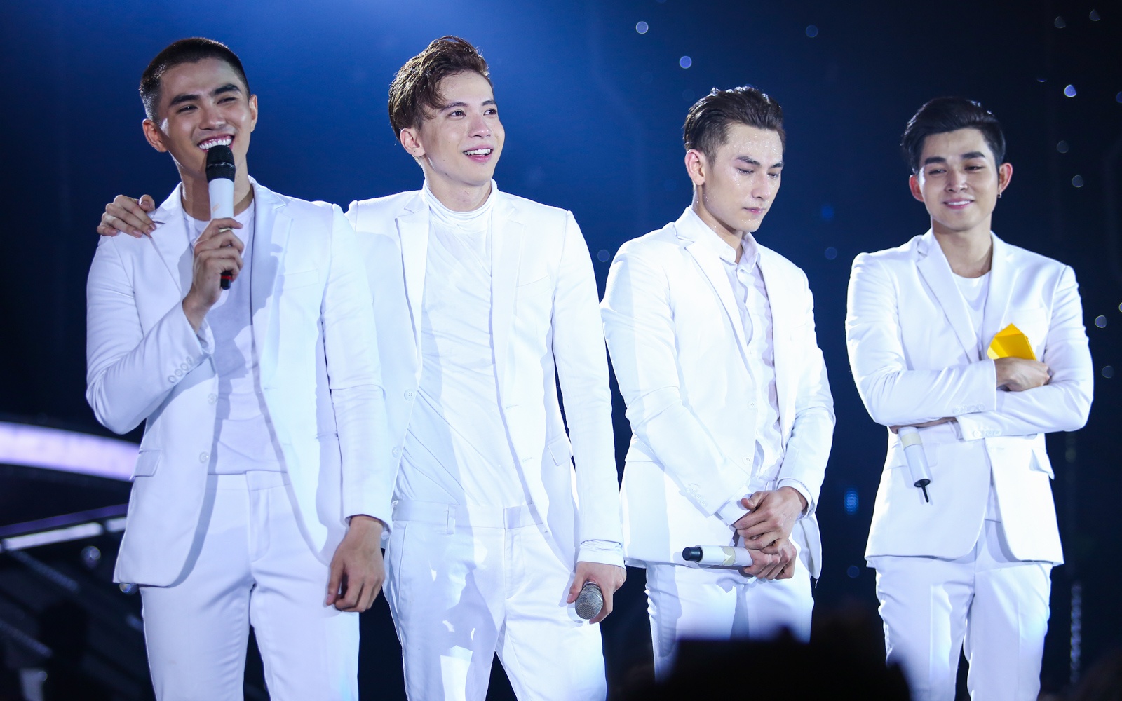 Isaac cang noi tieng cang co don,  lac long anh 3