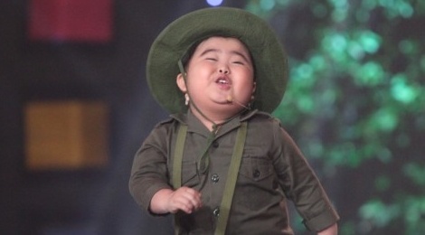 Bo doi 5 tuoi khien Cam Ly, Dai Nghia kho xu hinh anh