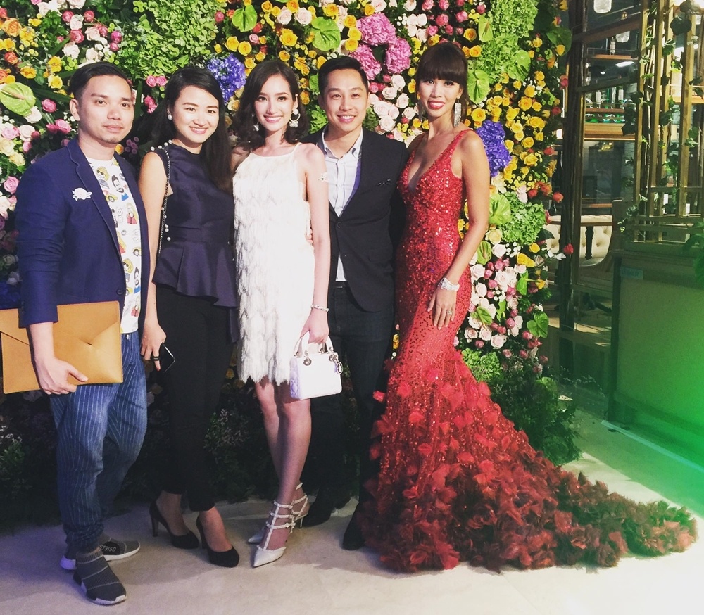 Ha Anh lan dau xuat hien sau dam cuoi anh 1