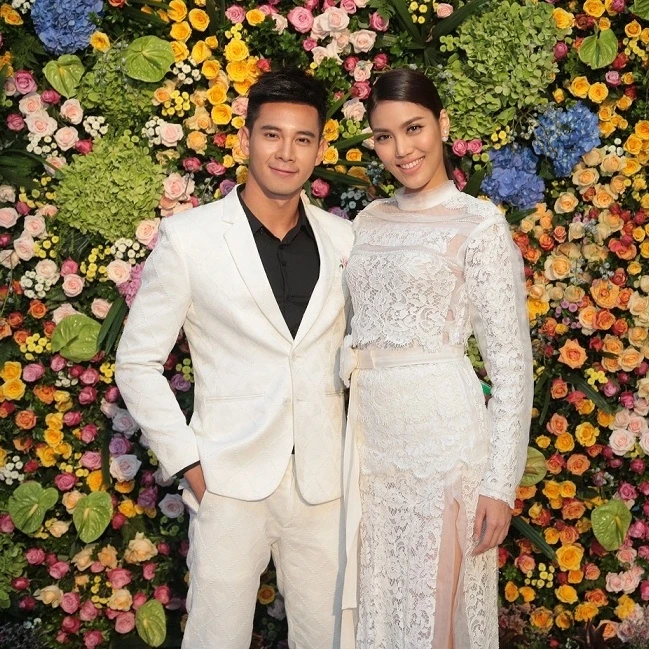 Ha Anh lan dau xuat hien sau dam cuoi anh 4