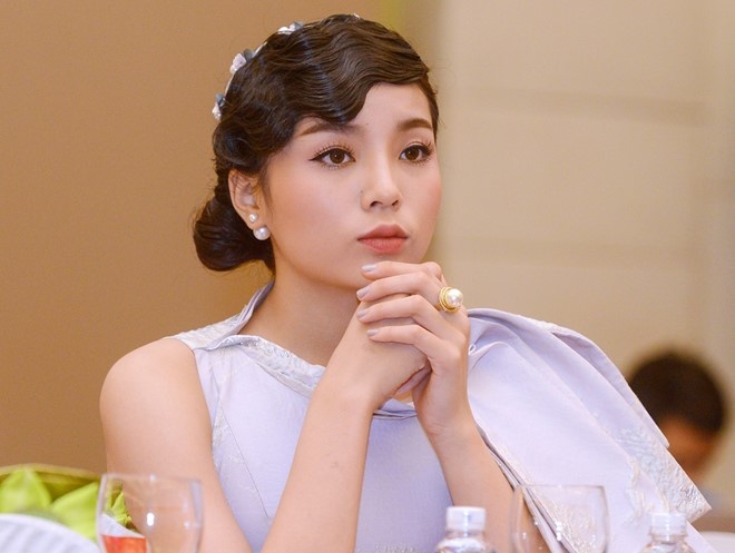 2 nam nhieu be boi cua hoa hau Ky Duyen hinh anh