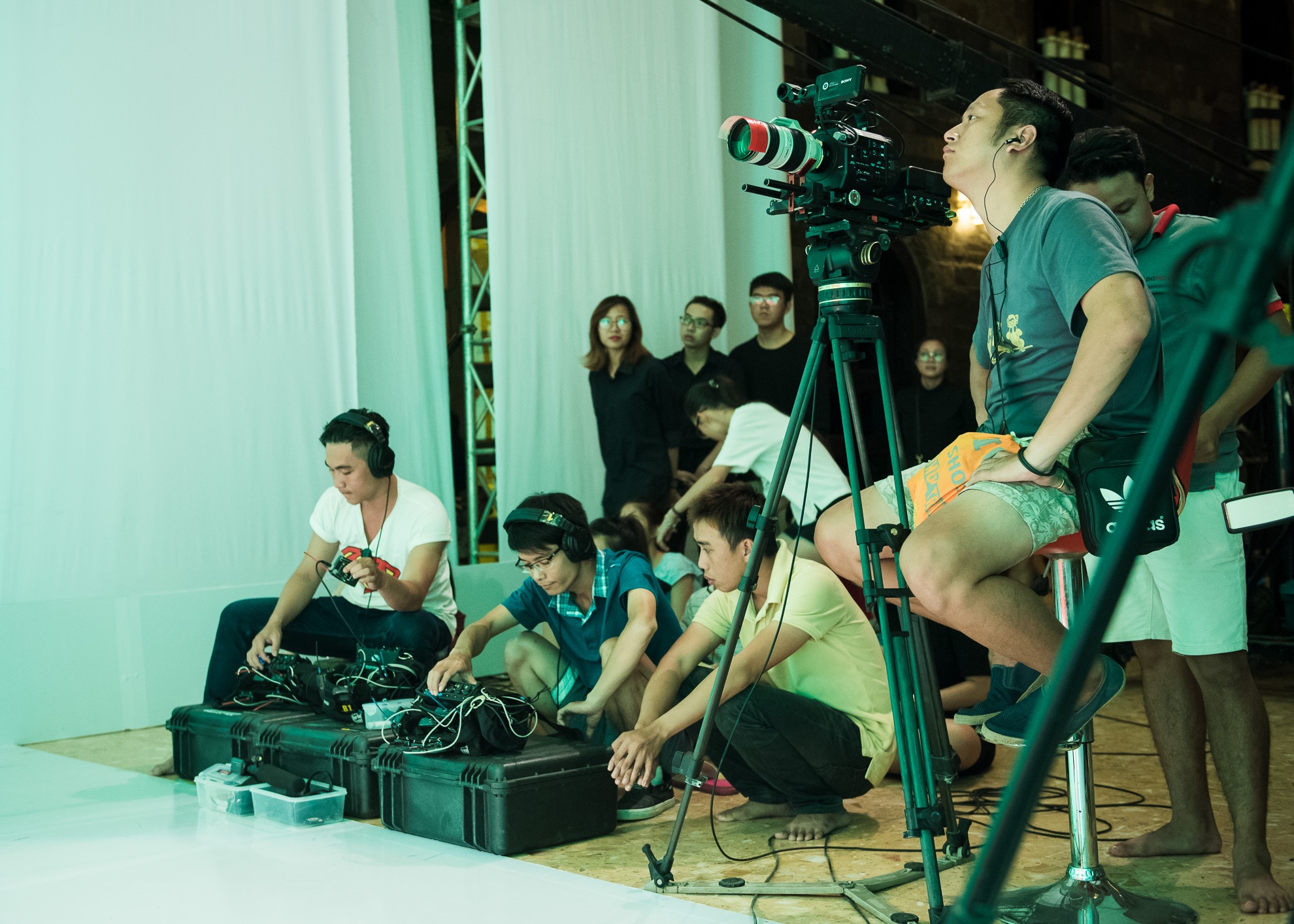 Hau truong The Face anh 10