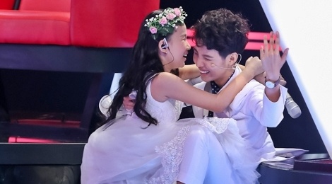 Vu Cat Tuong bat ngo danh bai Noo Phuoc Thinh, Dong Nhi hinh anh