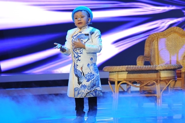 Hoai Linh bat khoc tai Thu tai sieu nhi anh 8