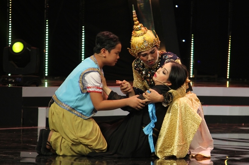 Hoai Linh bat khoc tai Thu tai sieu nhi anh 12