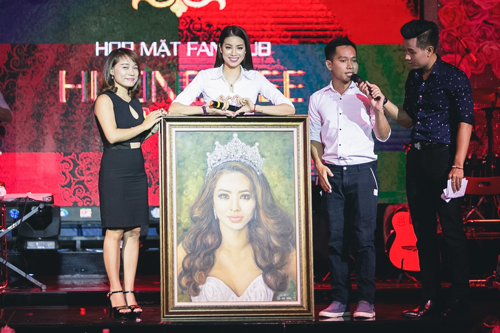 Pham Huong off fan anh 5