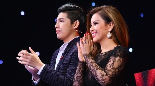 Cam Ly doi dau em gai Minh Tuyet quyet liet tren ghe nong hinh anh