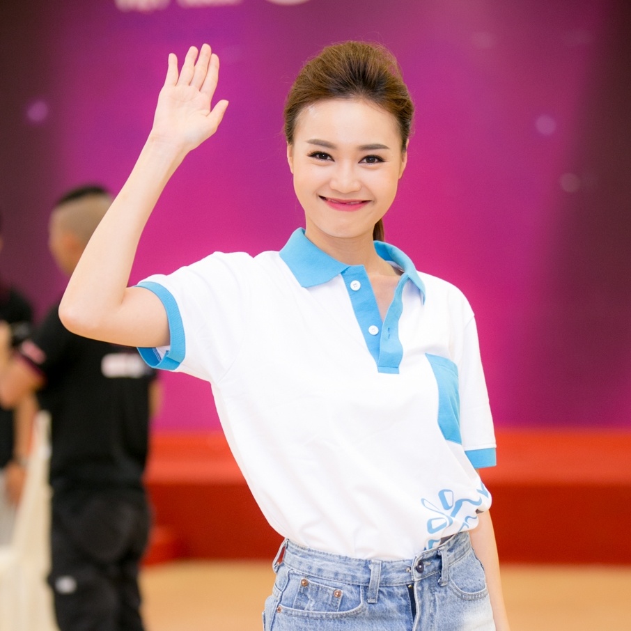 Lan Ngoc giao luu Hoa hau Viet Nam anh 4