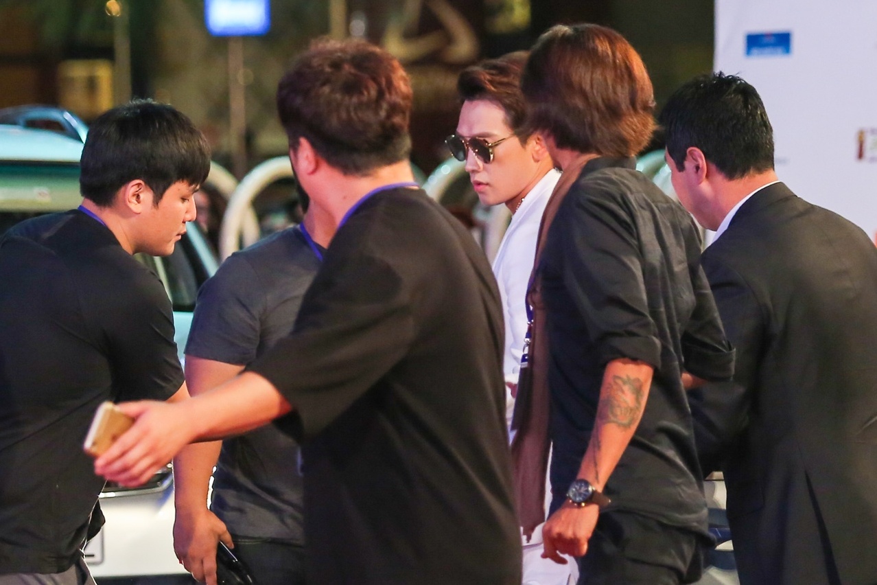 Bi Rain bieu dien tai Hoa hau Viet Nam 2016 anh 1