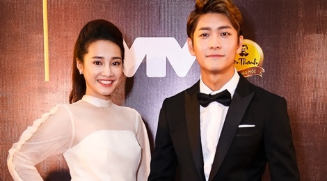 Nha Phuong, Noo Phuoc Thinh hoi hop truoc gio trao giai hinh anh