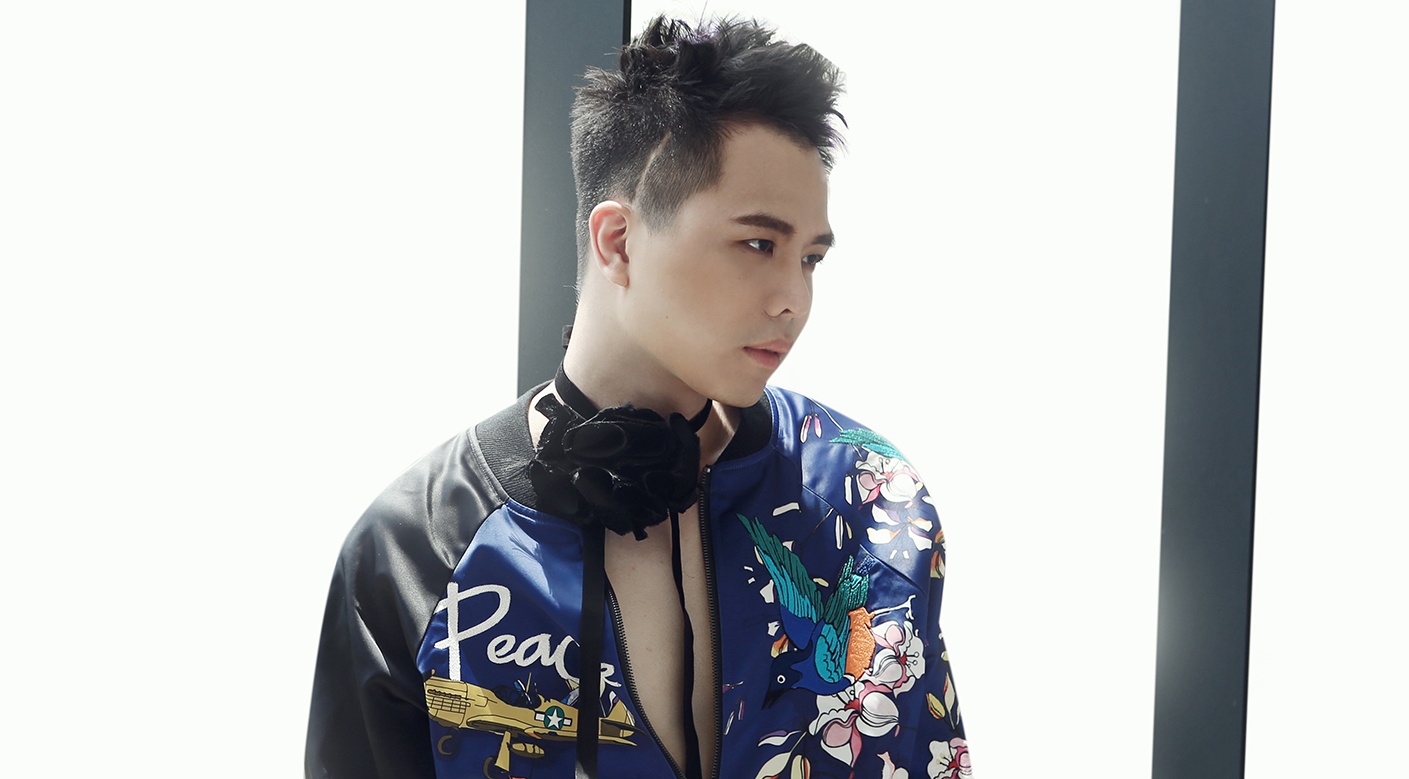 Trinh Thang Binh bien hoa voi hinh tuong tinh quai hinh anh