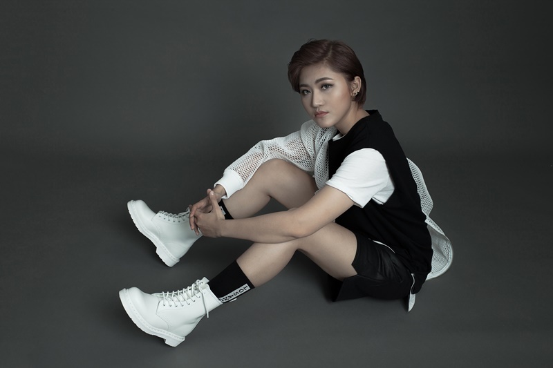 Loi tai mua -  Vicky Nhung hinh anh