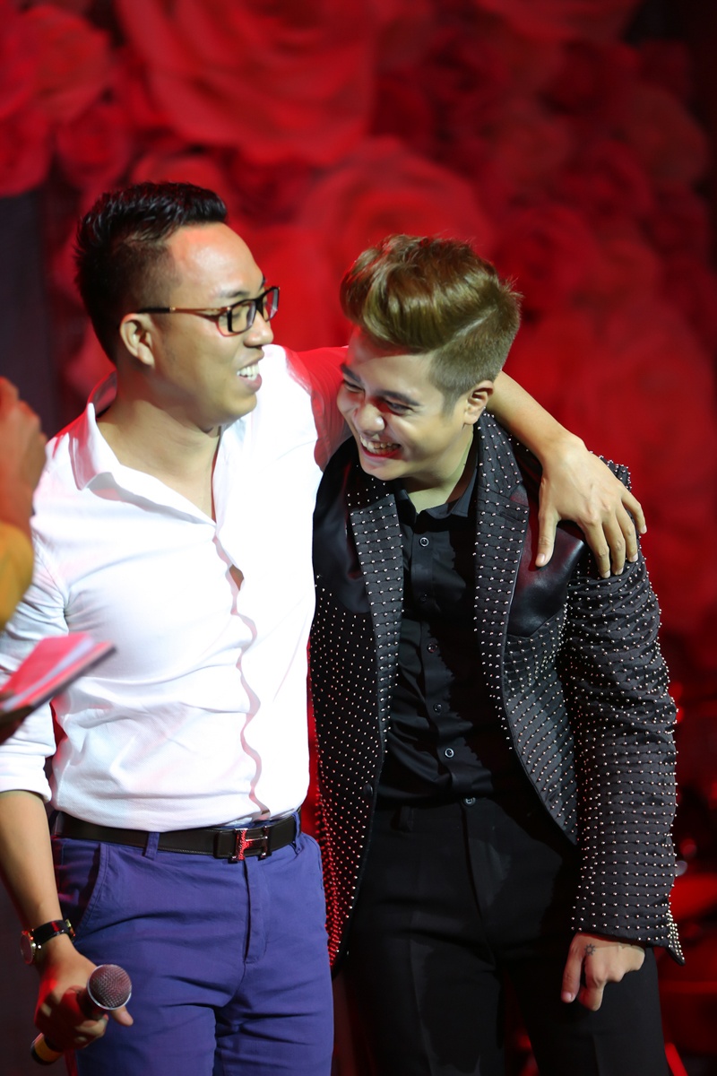 Bui Anh Tuan khien Ho Ngoc Ha bat khoc anh 7