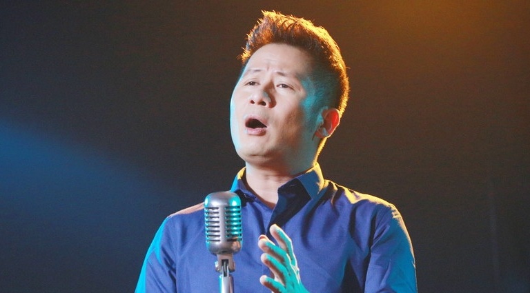 Bang Kieu khoc khi thu am ca khuc moi hinh anh