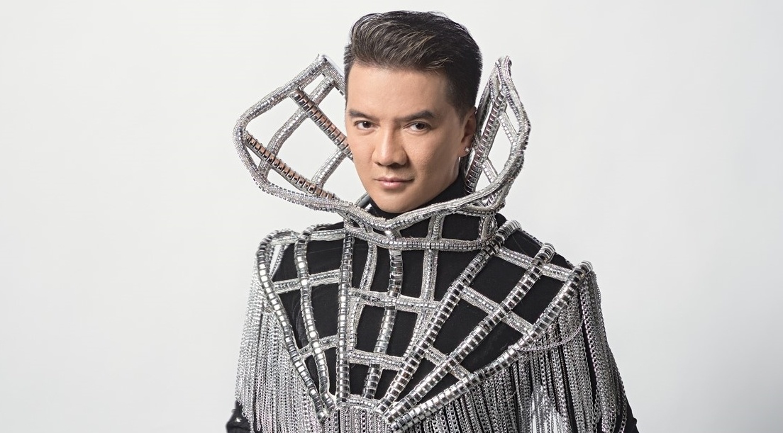 Dam Vinh Hung thu 2 ty dong sau ngay dau ban ve live show hinh anh