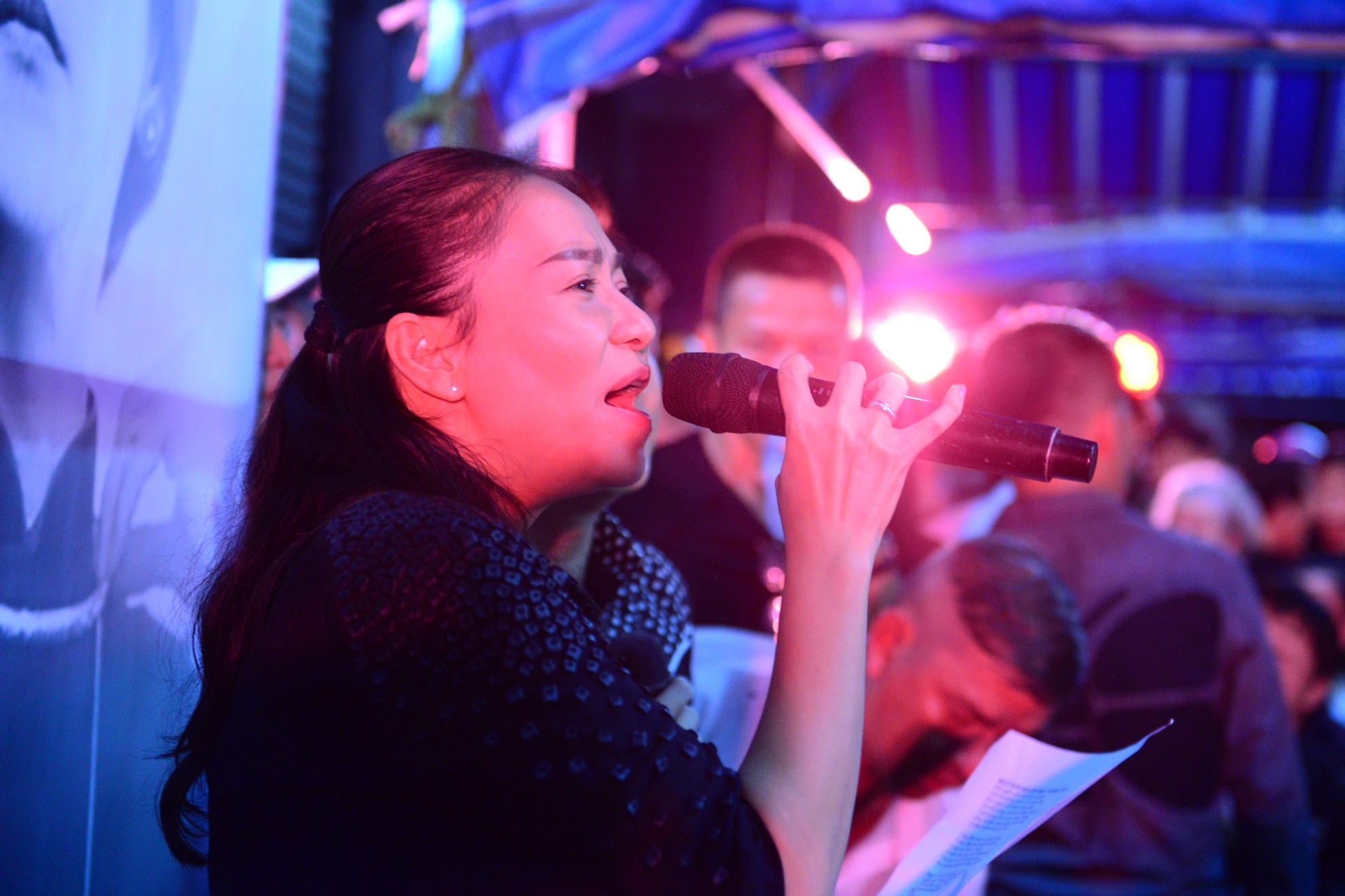 Nghe si hat dua tien Minh Thuan anh 16