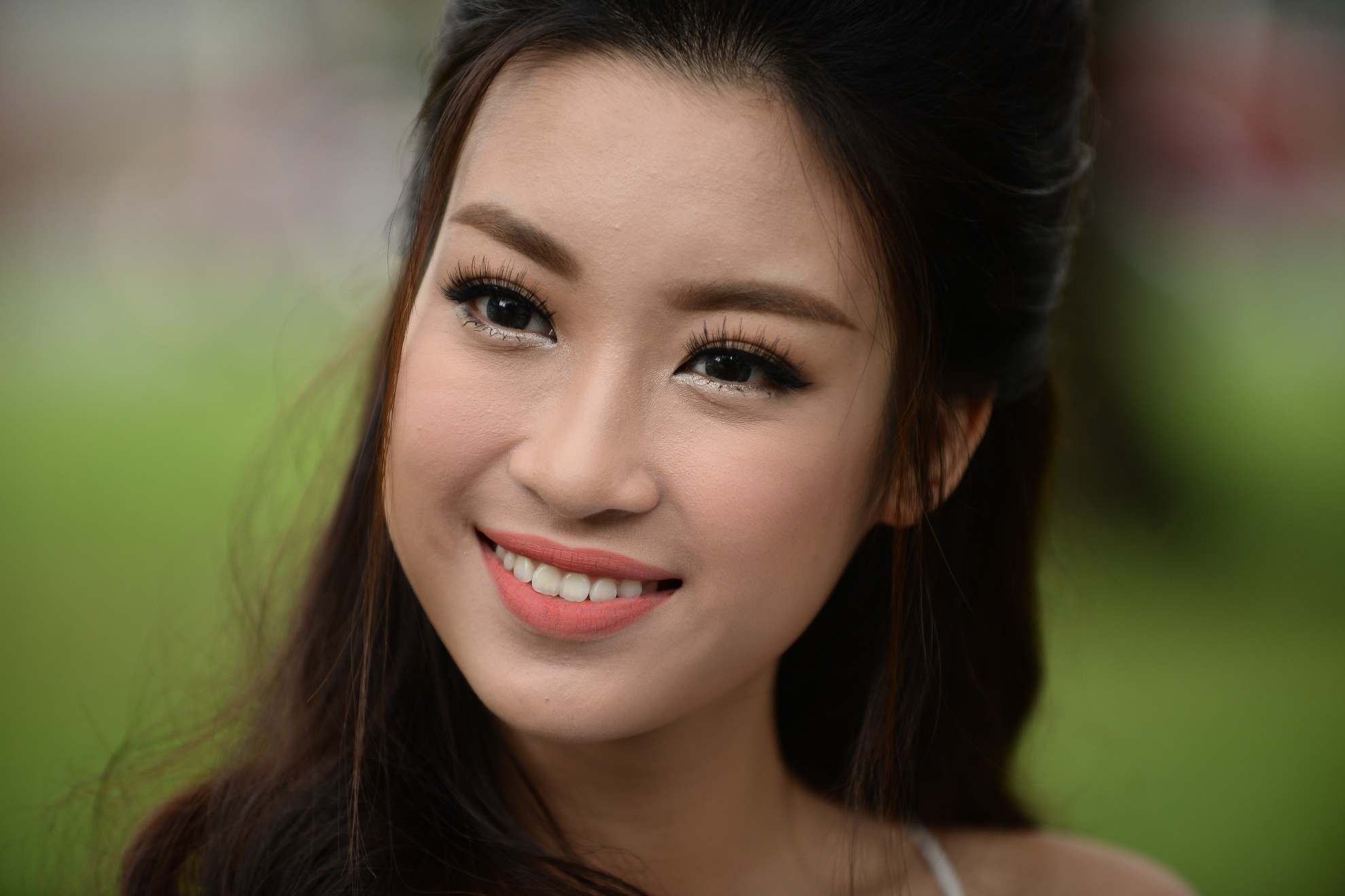 Hoa hau Do My Linh ton thuong khi bi cu dan mang che xau hinh anh