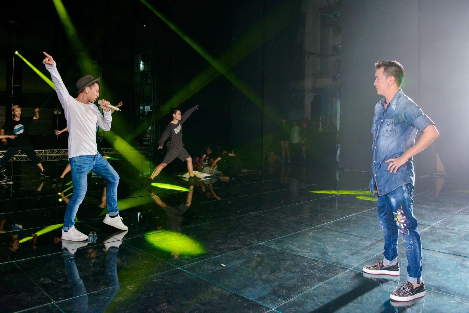 Tong duyet live show Dam Vinh Hung anh 6