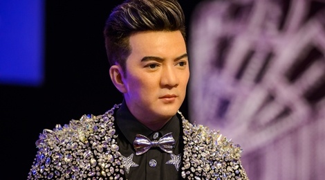 Nhung dieu khac nguoi o live show cua Dam Vinh Hung hinh anh